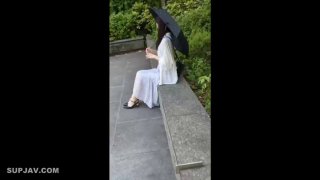 偷偷享用睡著兒子的小弟的母親 2